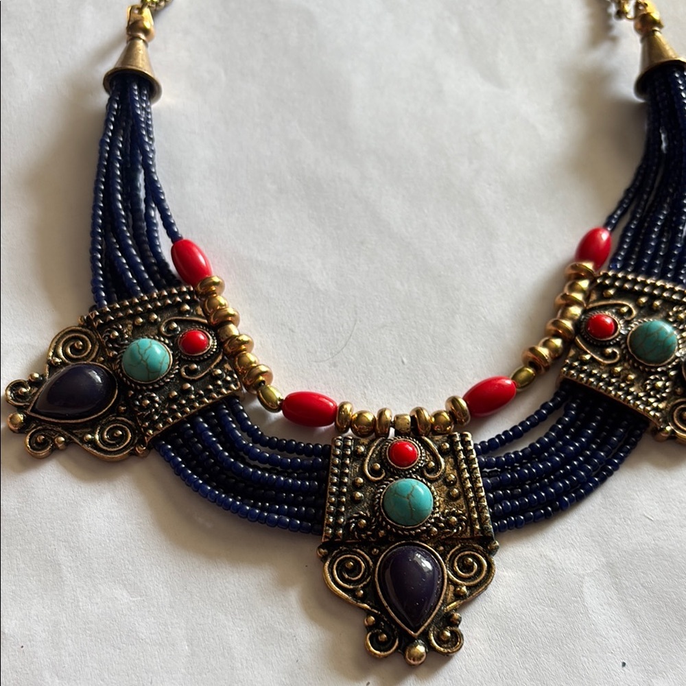 Elegant Multicolor Beaded Statement Necklace - image 2